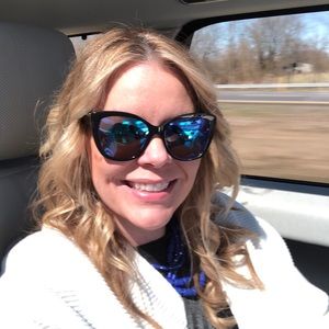 Meet your Posher, Nova